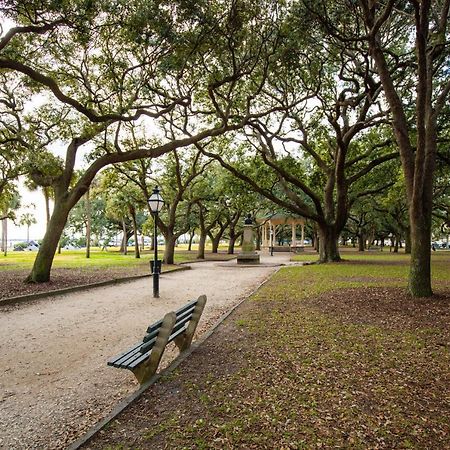 4 Bee St Villa Charleston Bagian luar foto