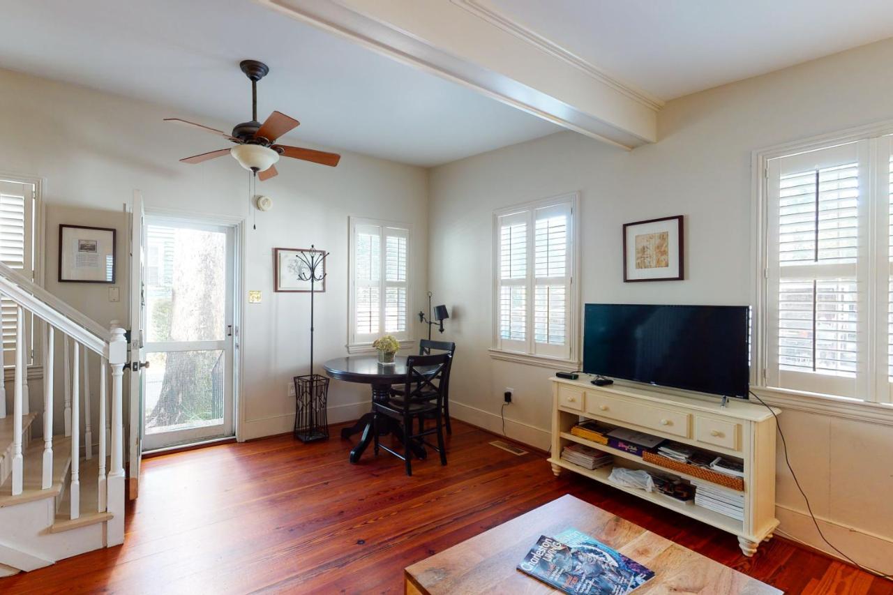 4 Bee St Villa Charleston Bagian luar foto